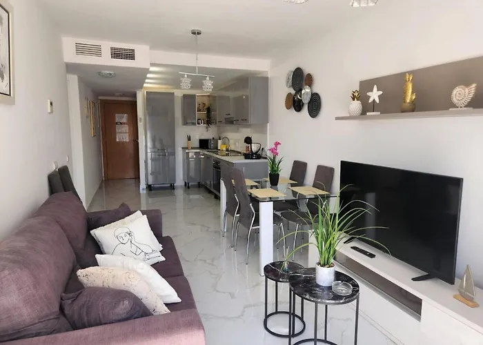 In Vera With Rooftop Pool Valence